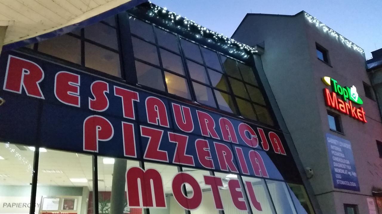 Zajazd Pod Zamkiem Rytro Exterior foto